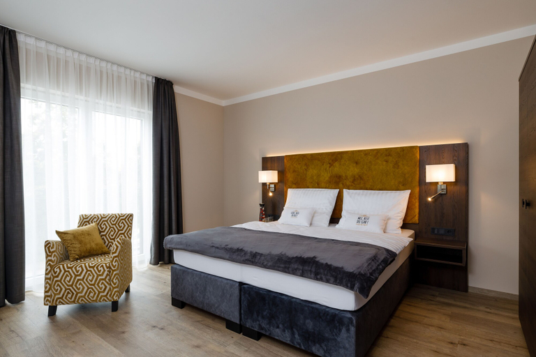Bedroom 4, Herzl Hotel bei Erding, Erding