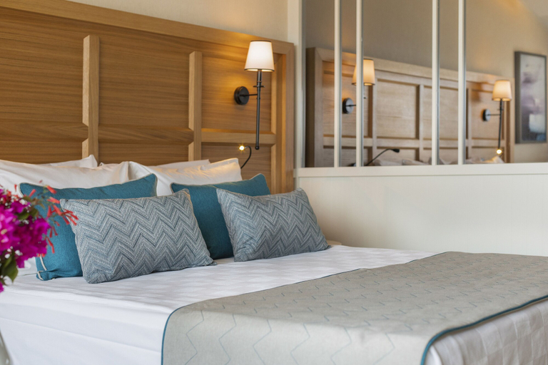 Bedroom 3, Bella Resort & Spa - All Inclusive, Manavgat