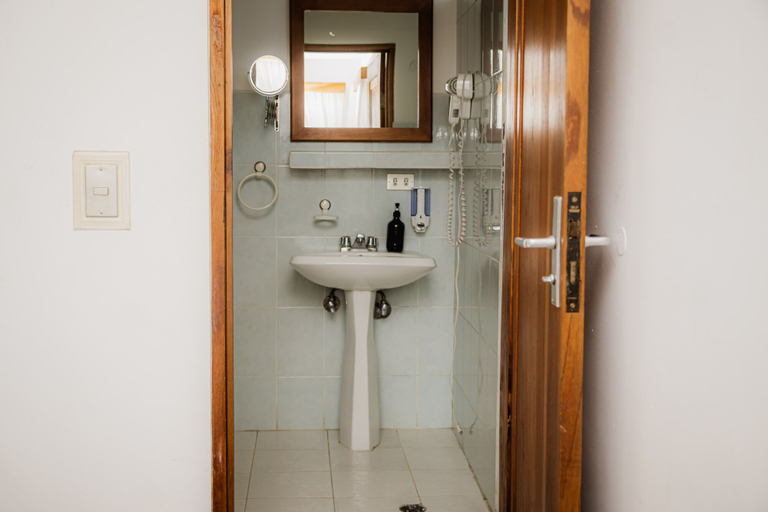 Bathroom 4, Luz De Luna Hotel Barrio Escalante, San José