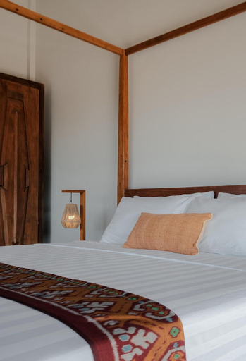 Bedroom 2, Exquisite Escape In Opulent 5BR Villa Lombok, Lombok