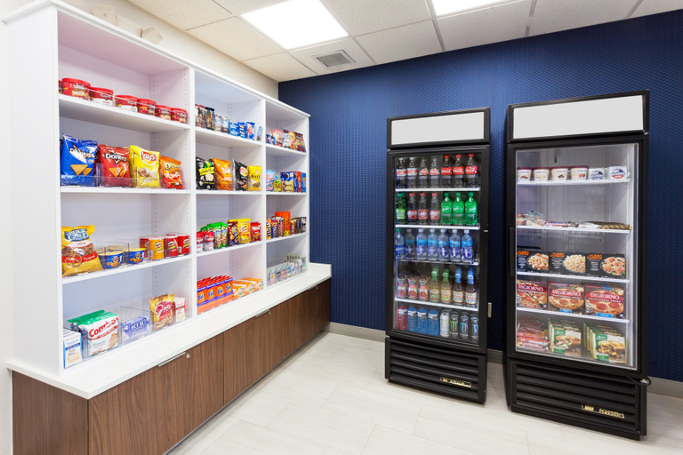 Food & Drinks 5, Holiday Inn Express & Suites MONTGOMERY E - EASTCHASE, Montgomery