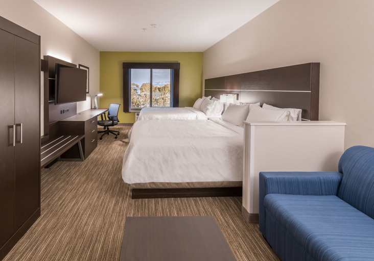 Bedroom 3, Holiday Inn Express & Suites MINDEN, Douglas