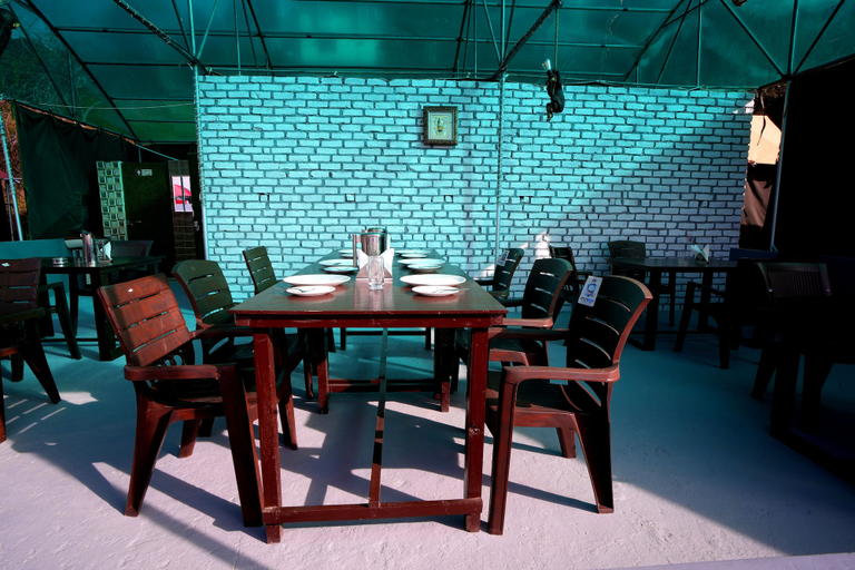 Food & Drinks 4, MYSTERY HILLS RESORT, Solan