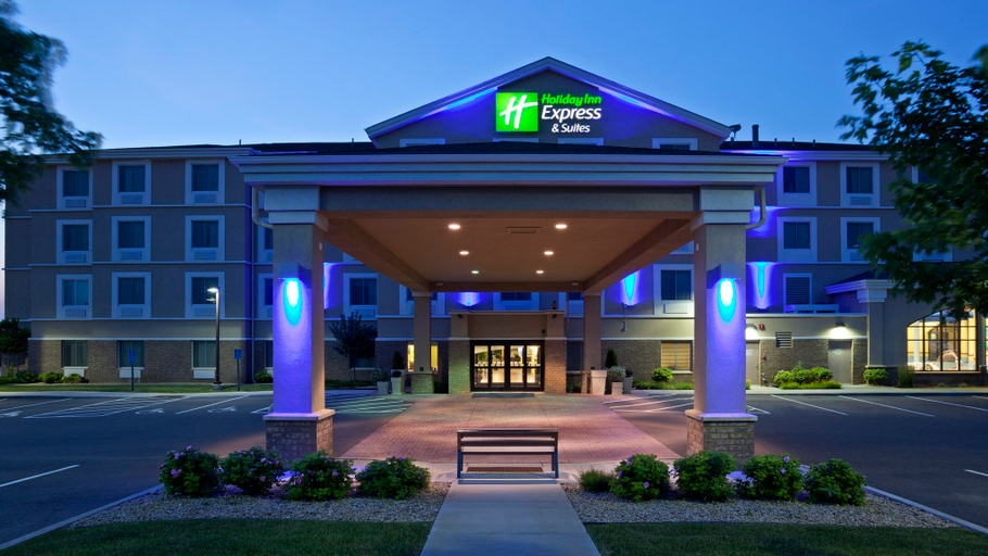 Exterior & Views 4, Holiday Inn Express & Suites ROGERS, Hennepin