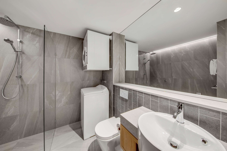 Bathroom 5, Vibe Hotel Hobart, Hobart