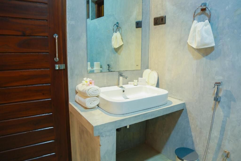 Bathroom 3, Ali Weta Safari Resort, Sevanagala
