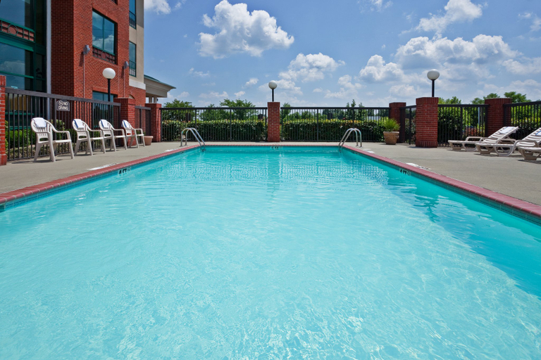 Sport & Beauty 2, Holiday Inn Express & Suites OLIVE BRANCH, Desoto