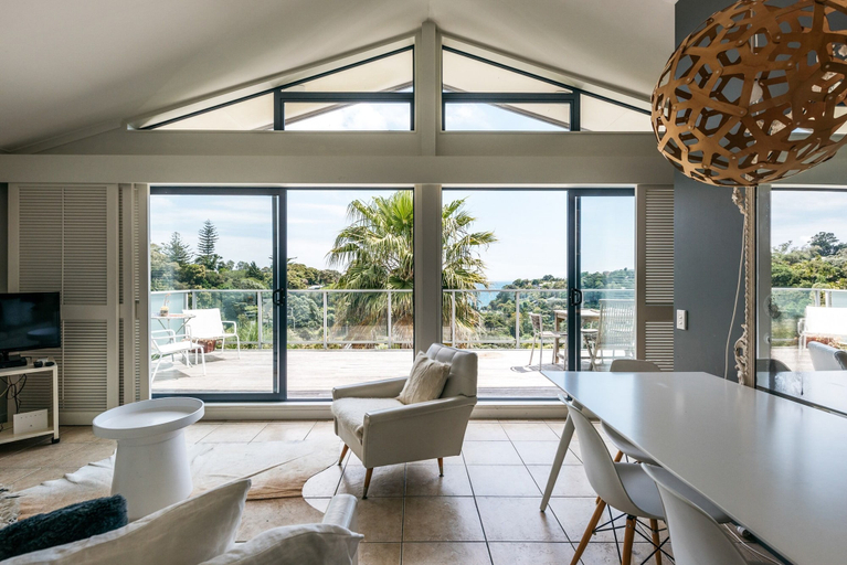 Others 5, Villa Blanca in Palm Beach, Auckland