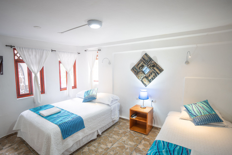 Bedroom 4, Maidith Galapagos Inn, Santa Cruz