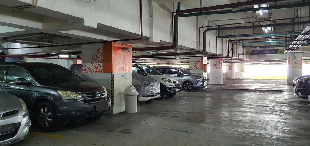 Others 3, Central Park Mall Bersih Gratis Parkir., West Jakarta