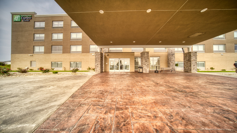 Exterior & Views 5, Holiday Inn Express & Suites KOKOMO SOUTH, Howard