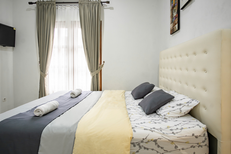 Bedroom 9