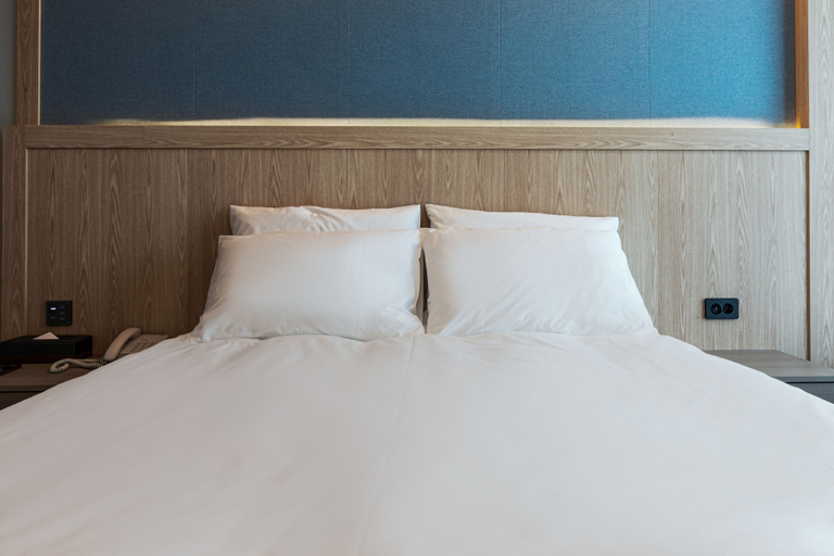 Bedroom 2, JeJu Bolton Hotel, Jeju