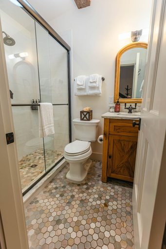 Bathroom 5, Hill Farm Inn, Bennington