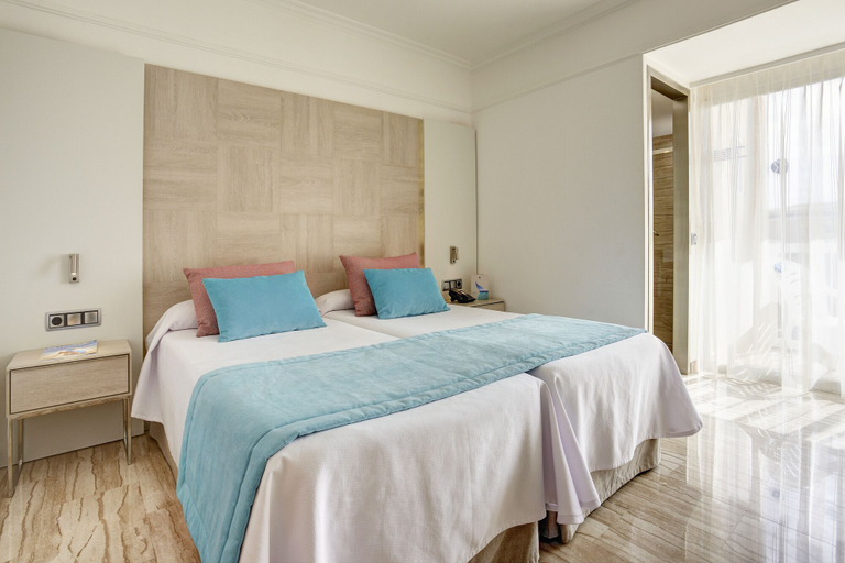 Bedroom 3, Grupotel Orient, Baleares