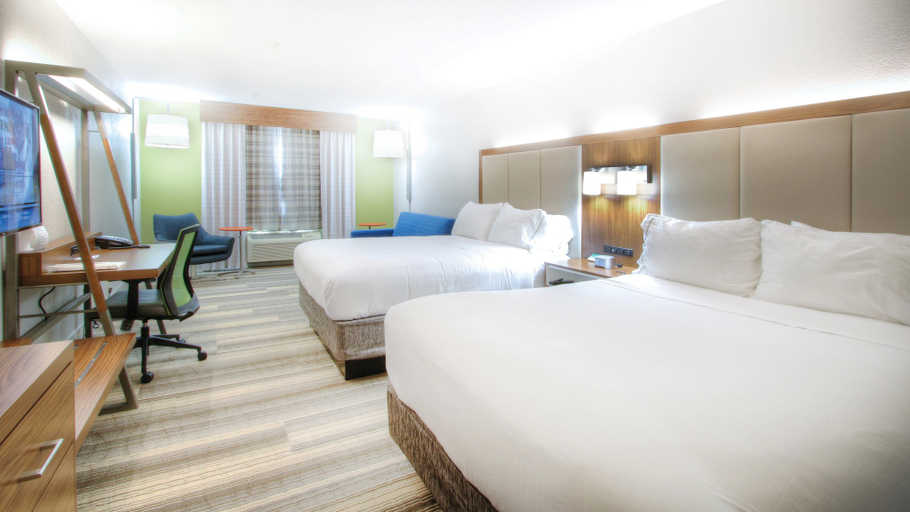 Bedroom 3, Holiday Inn Express & Suites MAGNOLIA-LAKE COLUMBIA, Columbia