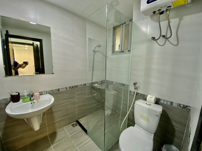 Bathroom 3, Convinia Apartment, Ho Chi Minh City