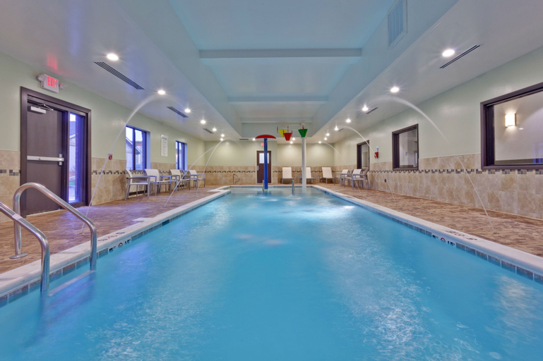 Holiday Inn Express & Suites NEW PHILADELPHIA, Tuscarawas