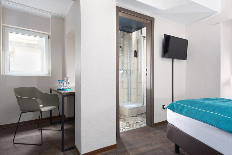 Bedroom 3, Trip Inn Hotel Sachsenhausen, Frankfurt am Main