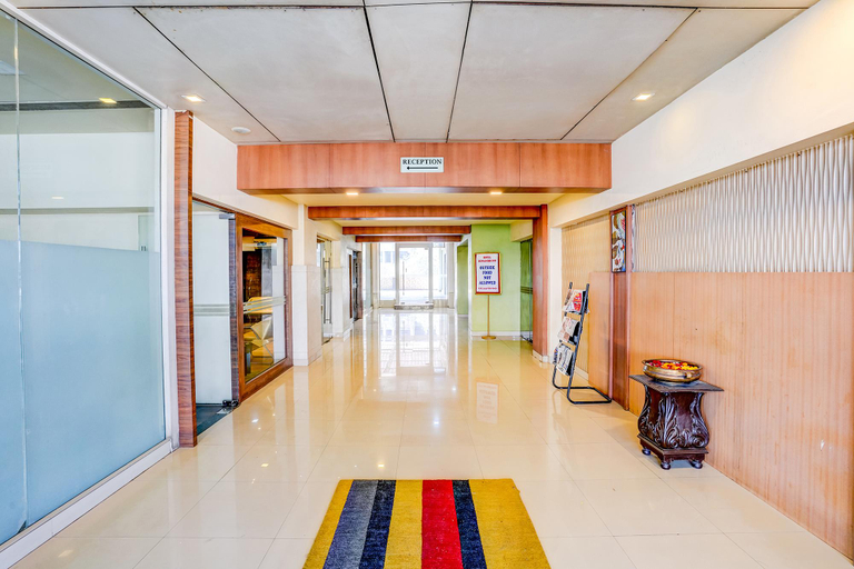 Public Area 2, FabHotel Devanshi Inn, Raigarh