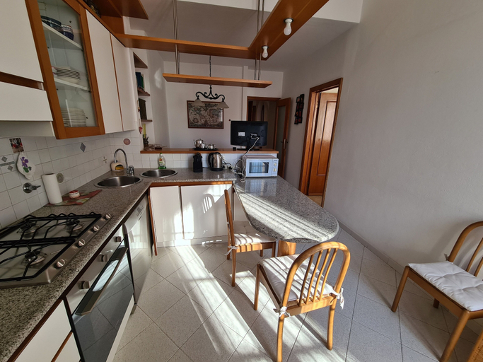 Private kitchen 4, Santa in Caruggio- PortofinoVacanze, Genova