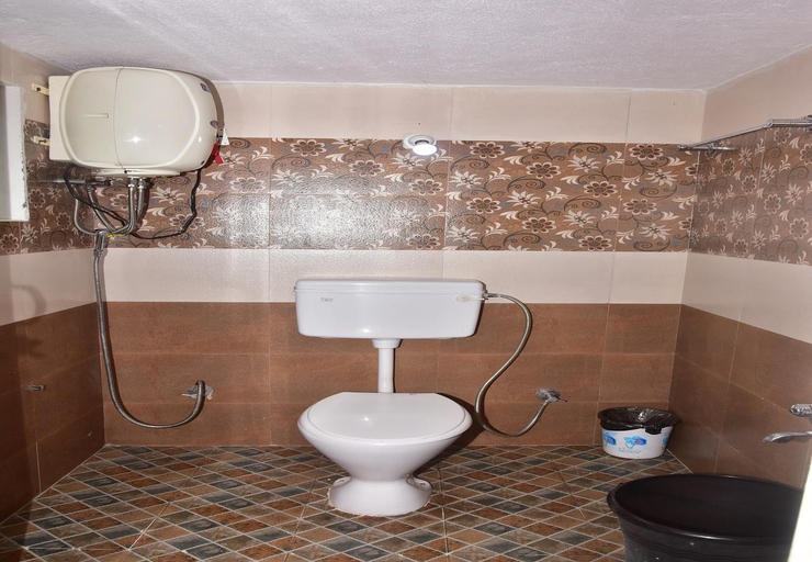 Bathroom 3, Hotel Sierra Kodaikanal, Dindigul