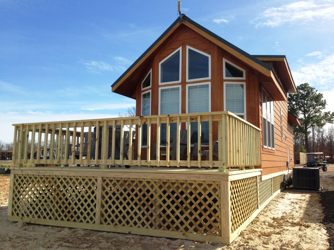 Exterior & Views 2, Pope's Landing Marina, Wood