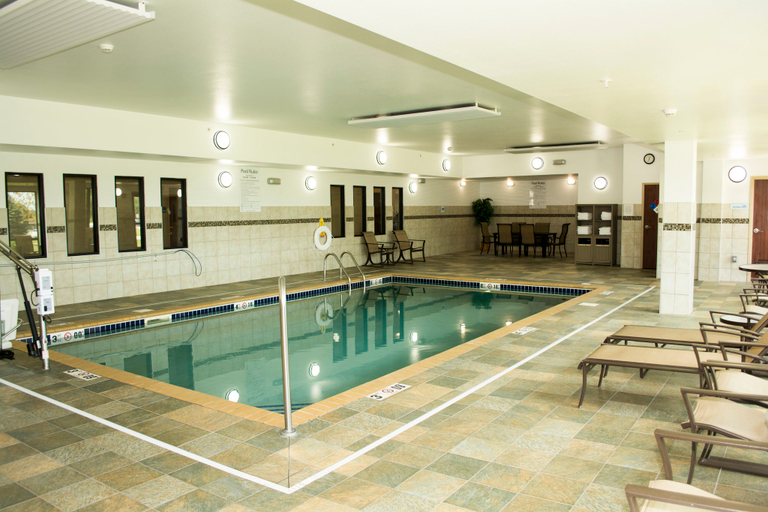 Sport & Beauty 2, Holiday Inn Express & Suites MASON CITY, Cerro Gordo