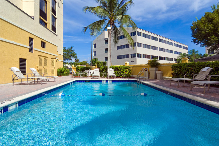Sport & Beauty 4, Holiday Inn Express & Suites KENDALL EAST - MIAMI, Miami-Dade