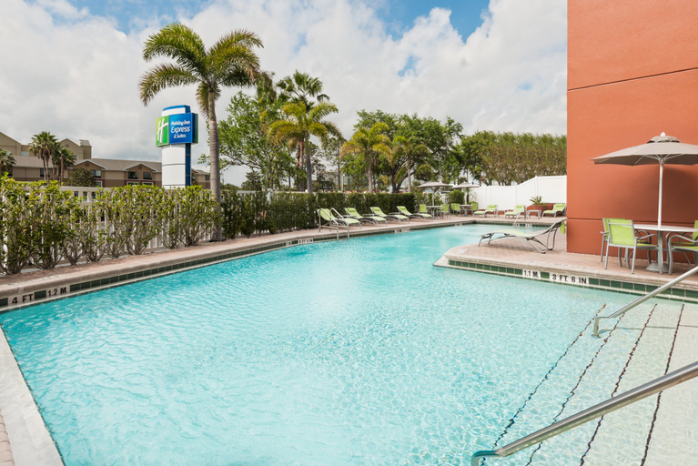 Sport & Beauty 4, Holiday Inn Express & Suites NEAREST UNIVERSAL ORLANDO, Orange