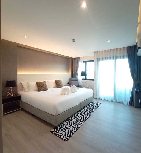 Bedroom 12