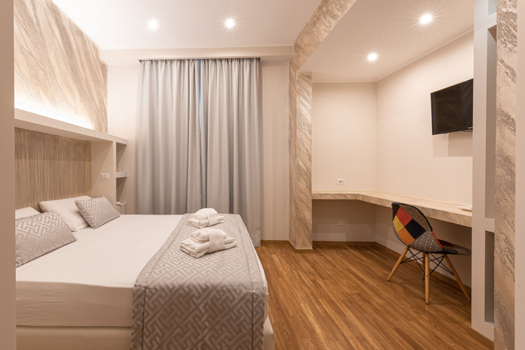 Bedroom 3, Top Floor Colosseo, Rome