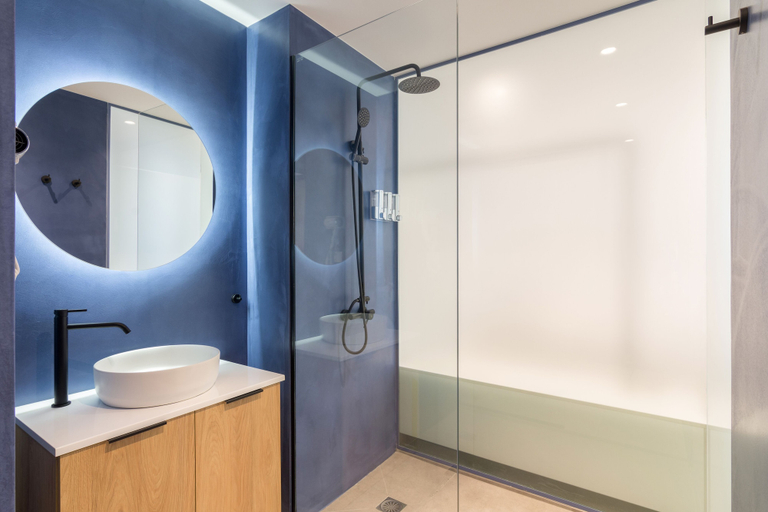 Bathroom 4, Athens Theatrou Apartments, Attica