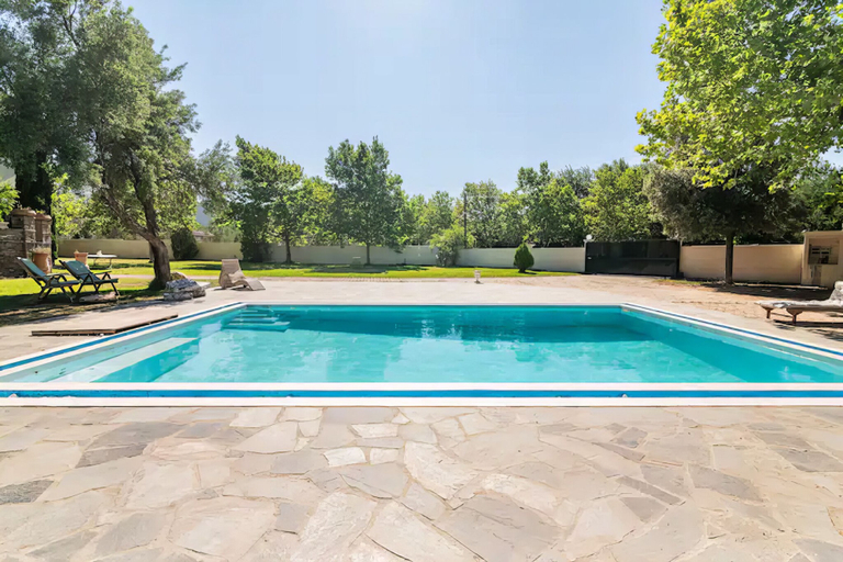 Sport & Beauty 4, Estate Villa OINOI with Pool, Attica