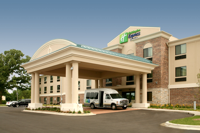 Exterior & Views 3, Holiday Inn Express & Suites MADISON-VERONA, Dane