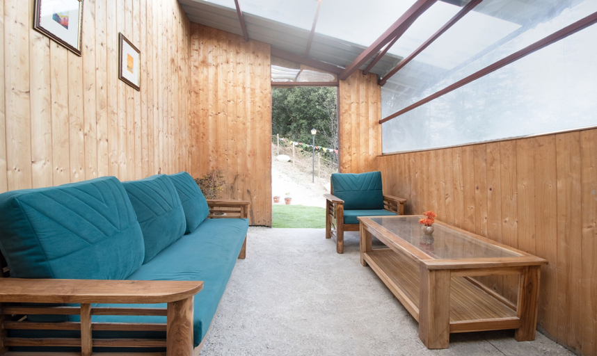 Public Area, Treebo Daak Bangla Retreat With Mountain View, Shimla