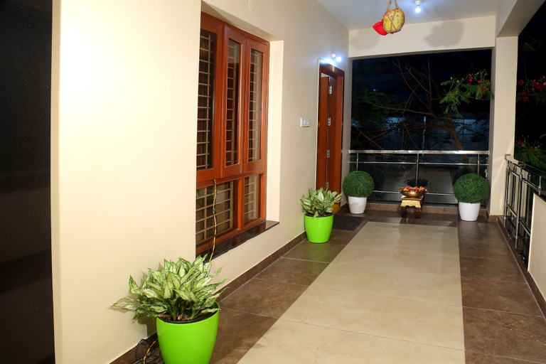 Others 5, The Capital Executive Service Apartment, Guntur
