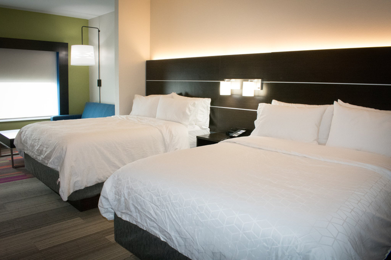Bedroom 4, Holiday Inn Express & Suites WEST MEMPHIS, Crittenden