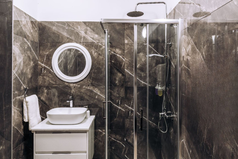 Bathroom, Phaedrus Living Harmony Seaview Flat