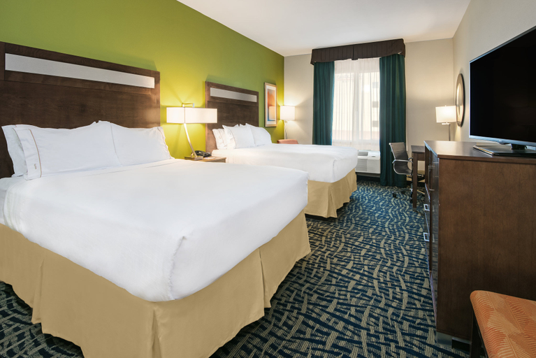 Bedroom 5, Holiday Inn Express & Suites MONAHANS I-20, Ward