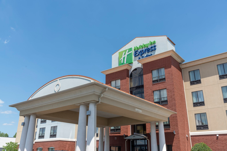 Exterior & Views 2, Holiday Inn Express & Suites NEW PHILADELPHIA, Tuscarawas