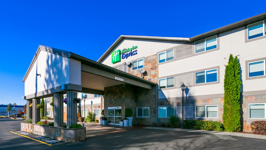 Exterior & Views 3, Holiday Inn Express & Suites EVERETT, Snohomish