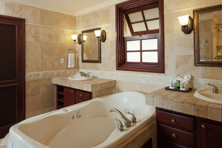 Bathroom 5, Hilton Grand Vacations Club The Crane Barbados