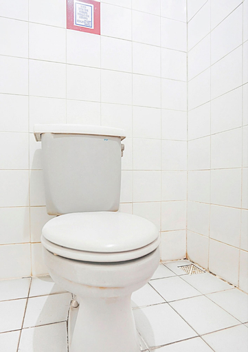 Bathroom 4, OYO 90132 Lie Mas Hotel, Pasuruan