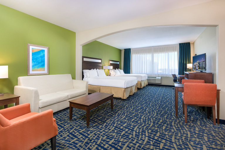 Bedroom 5, Holiday Inn Express & Suites MONAHANS I-20, Ward