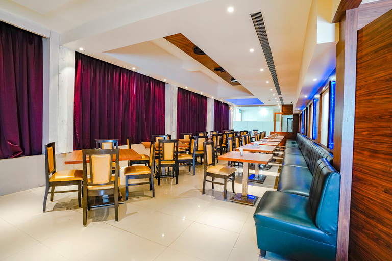 Food & Drinks 5, FabHotel Devanshi Inn, Raigarh