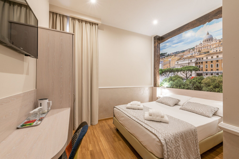 Bedroom 4, Top Floor Colosseo, Rome