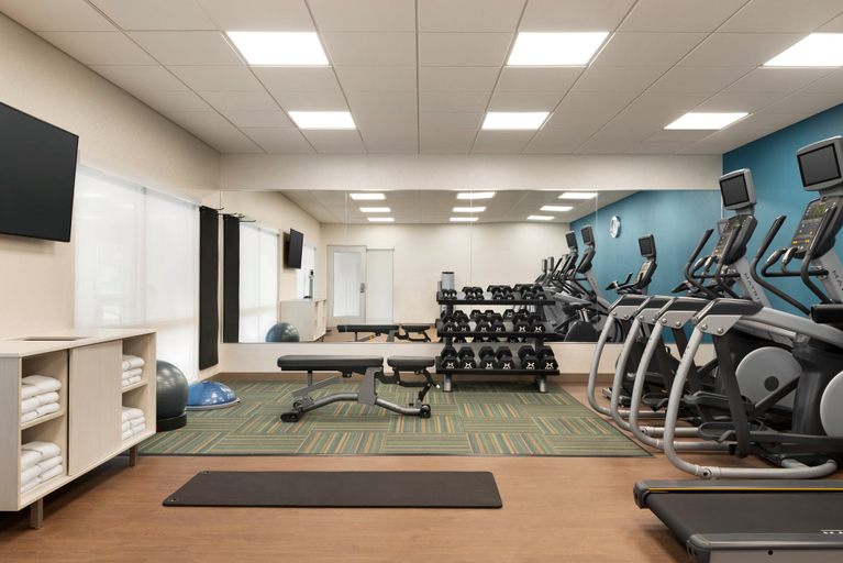 Others 2, Holiday Inn Express & Suites BEAVER DAM, Dodge