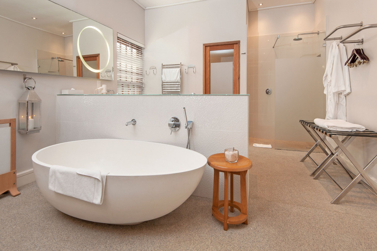Bathroom 4, Harbour House Hotel, Overberg