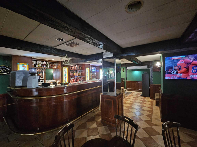 Food & Drinks 5, The San Anton Hotel, Saint Paul's Bay